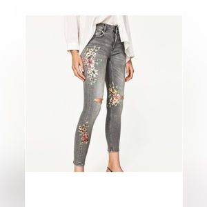 Zara basic denim- gray with floral painted design- size‎ 4